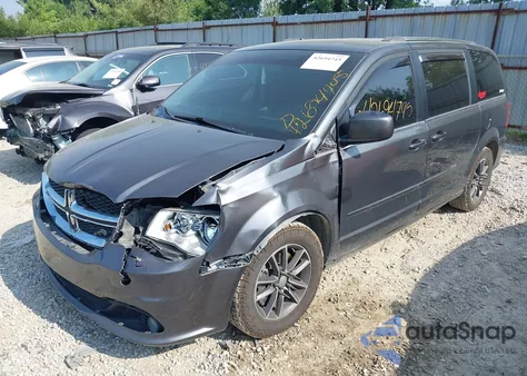 2017 Dodge Grand Caravan Sxt z USA, uszkodzony, nr VIN 2C4RDGCG8HR814749